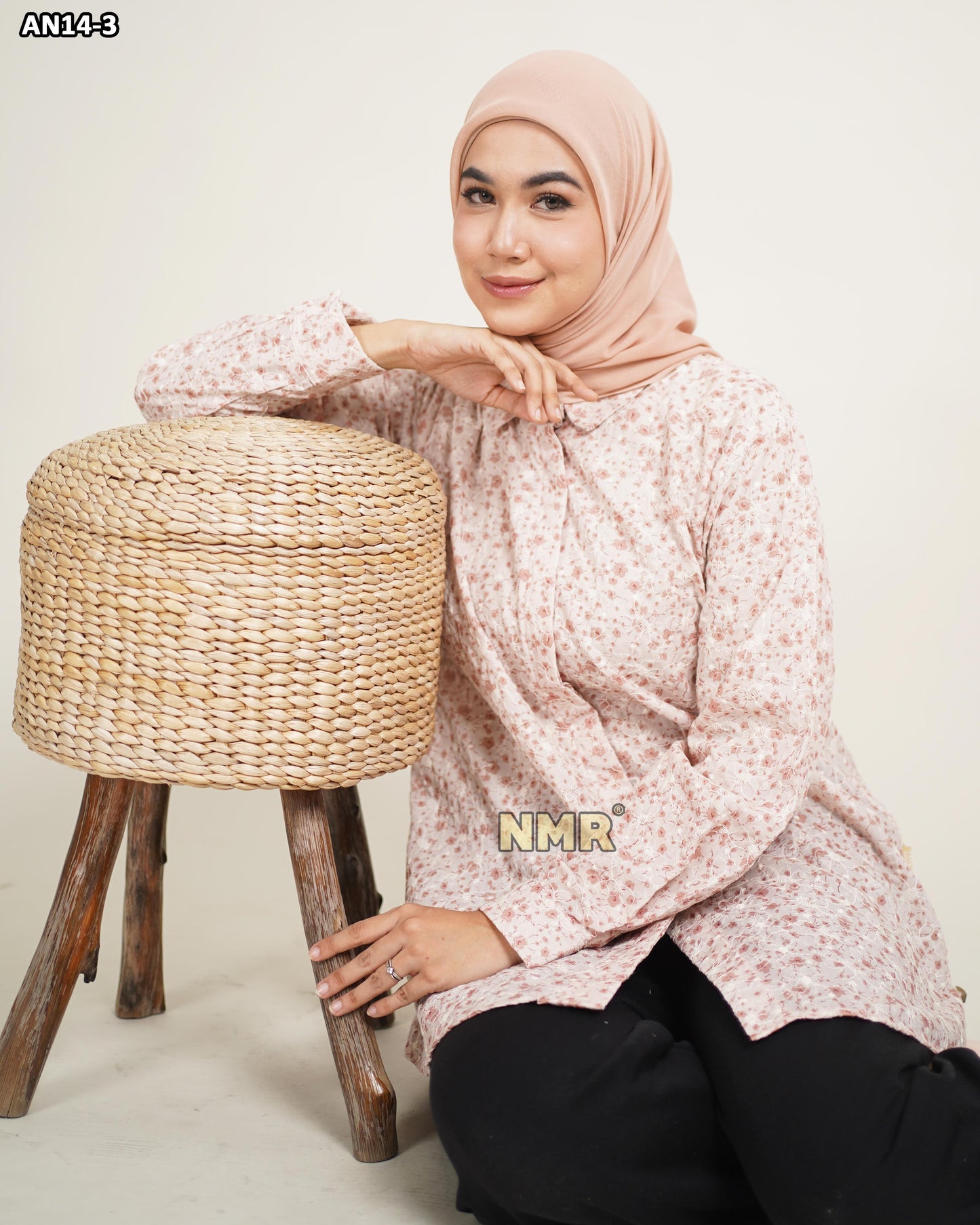 NMR Blouse Katun Embroidery Print AN14-3(kerah kemeja)