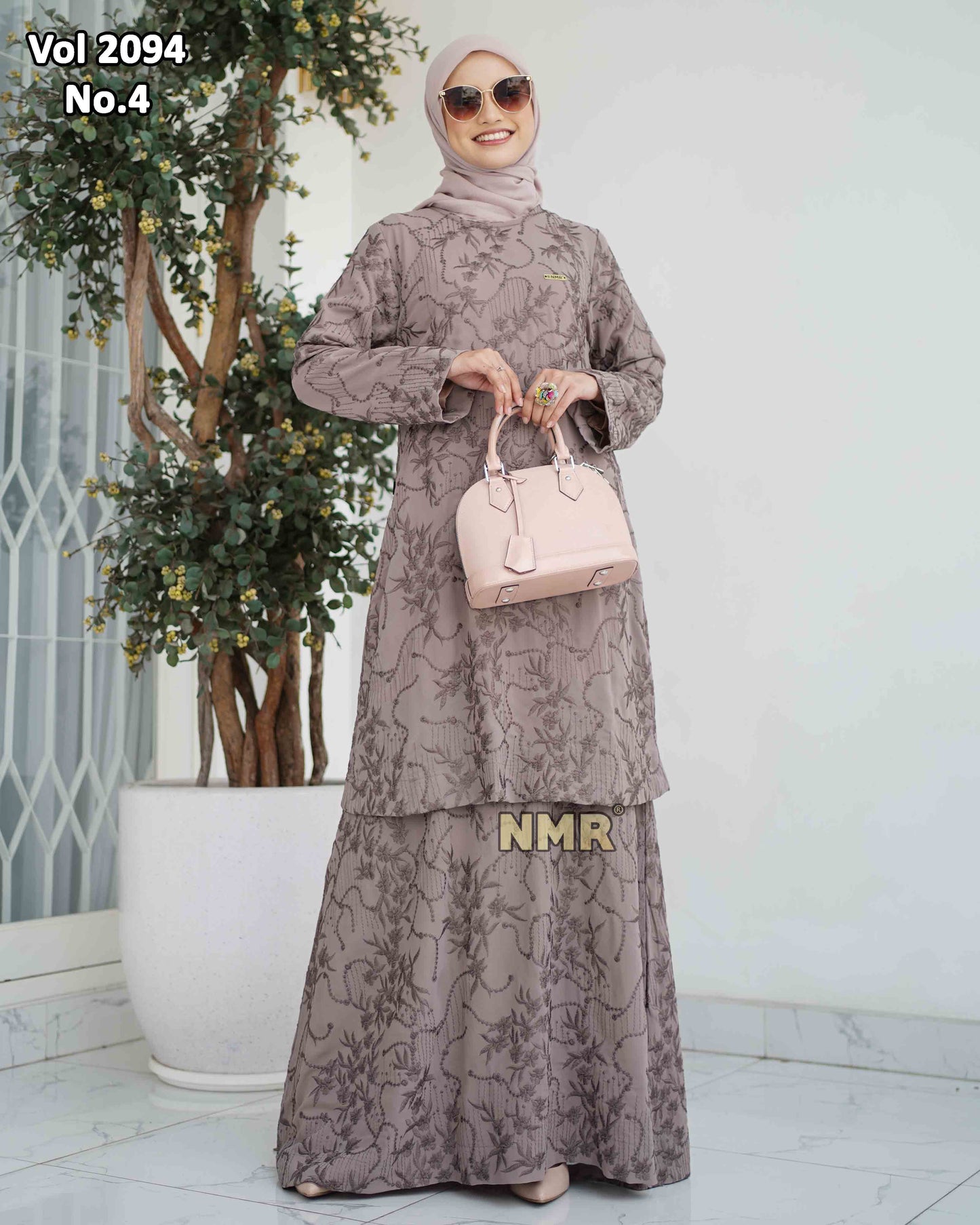 NMR Gamis Malaysia Cerutty Bordir Vol 2094-4 (Resleting Belakang)