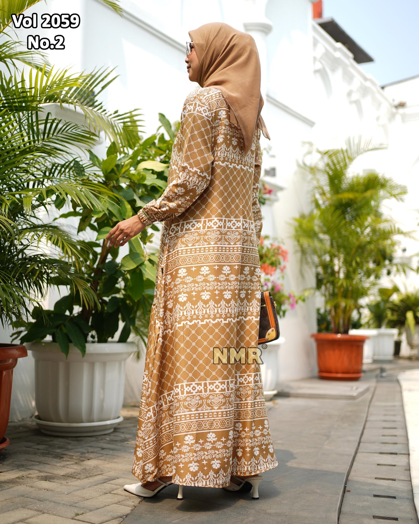 NMR Gamis MS Vol 2059-2 (Resleting Belakang)